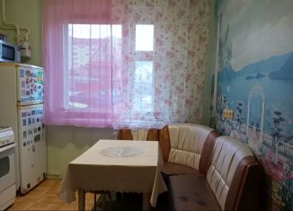 Продаю 2-ком. квартиру, 56 м2, Геленджик, улица Жуковского, 2А