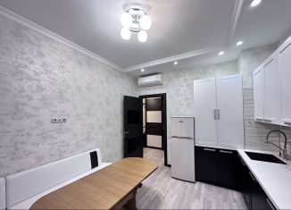 Сдам в аренду 2-ком. квартиру, 68 м2, Котельники, Сосновая улица, 2к5, ЖК Белые Росы