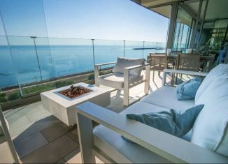 Продам двухкомнатную квартиру, 43.9 м2, посёлок городского типа Сириус, Голубая улица, 3