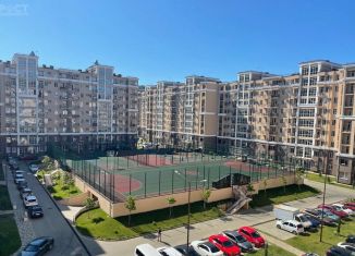 Продаю 1-ком. квартиру, 38 м2, Сочи, улица Калараша, 64/13к9, ЖК Семейный