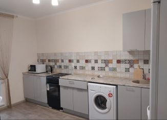 Сдаю в аренду однокомнатную квартиру, 42 м2, Калуга, Минская улица, 31