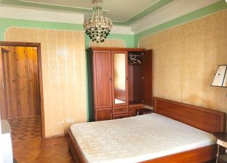 Трехкомнатная квартира на продажу, 85 м2, Сочи, Вишнёвая улица, 15, микрорайон Макаренко