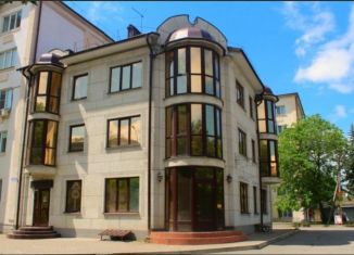 Продается помещение свободного назначения, 740 м2, Ессентуки, улица 60 лет Октября, 9А