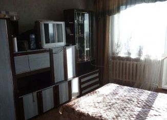 Продается 1-комнатная квартира, 35 м2, Вязьма, улица Строителей, 8
