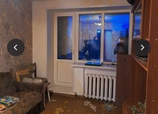 Продаю двухкомнатную квартиру, 39 м2, Мценск, улица Ленина, 198