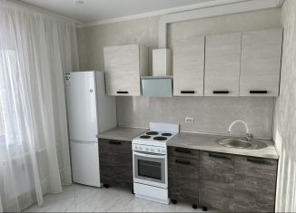 Сдача в аренду 1-ком. квартиры, 38 м2, Оренбург, улица Рокоссовского, 27