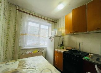 Продаю 2-ком. квартиру, 44 м2, Шелехов, микрорайон Привокзальный, 10Б