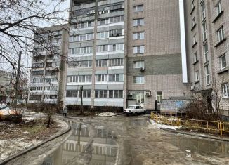 Сдается в аренду трехкомнатная квартира, 58 м2, Владимир, проспект Строителей, 23