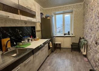 Продажа 2-ком. квартиры, 51.8 м2, Кимры, улица Кирова, 39