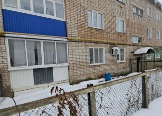 Продаю трехкомнатную квартиру, 68 м2, Ишимбай, Северная улица, 23