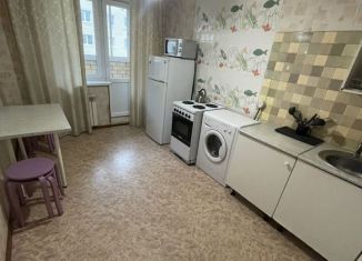 Сдача в аренду 3-ком. квартиры, 80 м2, Ярославль, улица Жукова, 20А