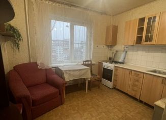 Сдача в аренду 1-комнатной квартиры, 35 м2, Великий Новгород, улица Кочетова, 2