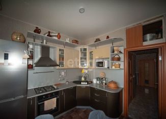 Продается трехкомнатная квартира, 80 м2, Екатеринбург, проспект Седова, 61, метро Уральская