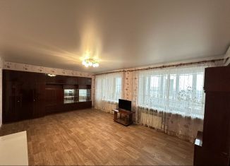 Продам 3-ком. квартиру, 105 м2, Новочеркасск, улица Крылова, 10