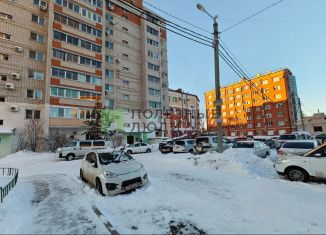 Продажа 2-комнатной квартиры, 57 м2, Благовещенск, улица Островского, 75