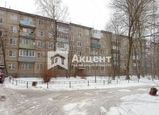 Продам 2-ком. квартиру, 46 м2, Иваново, улица Кудряшова, 123