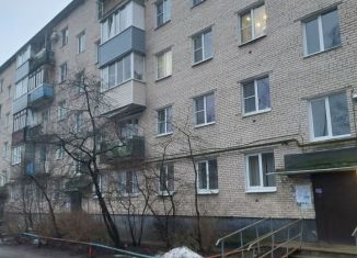 Продам 1-комнатную квартиру, 30 м2, Новгородская область, проспект Мира, 7к2