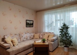 Продажа 5-ком. квартиры, 60 м2, Киров, улица Мира, 37