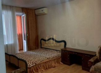 Продаю 1-ком. квартиру, 36 м2, Анапа, Астраханская улица, 84