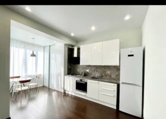 Сдача в аренду 1-комнатной квартиры, 43.4 м2, Сочи, улица Бытха, 2Б, микрорайон Бытха