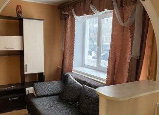 Сдам в аренду 1-ком. квартиру, 31 м2, Тула, улица Макаренко, 10, Привокзальный территориальный округ