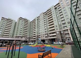 Продается 2-комнатная квартира, 85.6 м2, Махачкала, улица Титова, 144к3, ЖК Родные Просторы