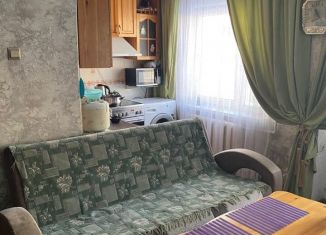 Сдаю в аренду 2-комнатную квартиру, 58 м2, Усть-Кут, улица Калинина, 3