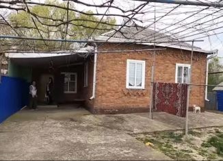 Продаю дом, 75 м2, Майкоп, площадь Ленина