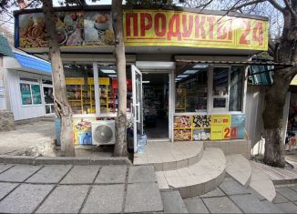 Продаю торговую площадь, 33.5 м2, Алупка, Западная улица, 22