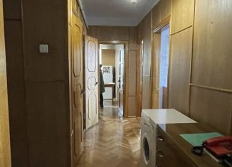 Продается 3-ком. квартира, 61 м2, Шебекино, переулок Литвиновой, 10