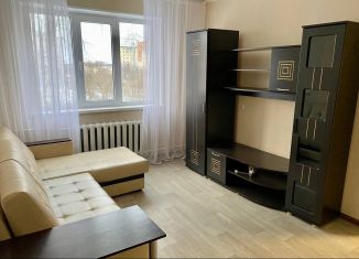 Сдается в аренду 2-комнатная квартира, 46 м2, Дмитров, микрорайон имени А.М. Маркова, 8