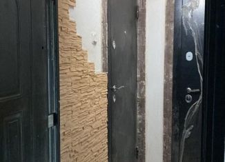 Двухкомнатная квартира на продажу, 56 м2, Красноперекопск, 10-й микрорайон, 18