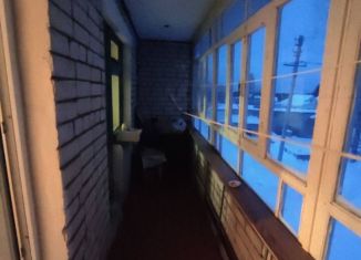 Продам 2-ком. квартиру, 46.5 м2, Котлас, улица Бор, 4А