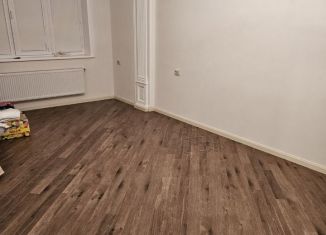 Продажа 2-комнатной квартиры, 77.8 м2, Избербаш, улица Гамидова, 69А