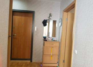 Продается 1-комнатная квартира, 37 м2, Искитим, микрорайон Южный, 31