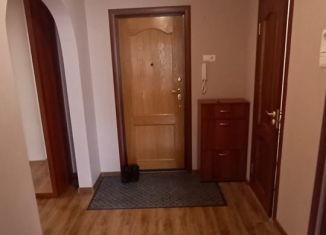 Продаю 2-ком. квартиру, 68 м2, Раменское, улица Чугунова, 21А