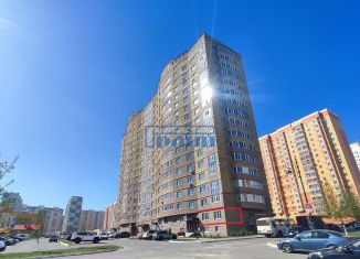 Сдаю торговую площадь, 45.6 м2, Курск, улица Домостроителей, 17