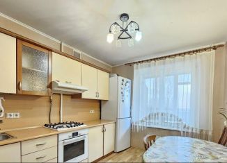 Сдается трехкомнатная квартира, 68 м2, Москва, Чертановская улица, 23к3, метро Южная