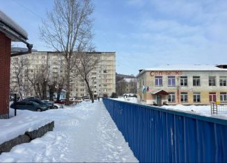 Продажа 2-ком. квартиры, 52 м2, Горно-Алтайск, Коммунистический проспект, 29