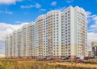 Продается 2-комнатная квартира, 56.6 м2, Тюмень, улица Николая Зелинского, 19, ЖК Семейный