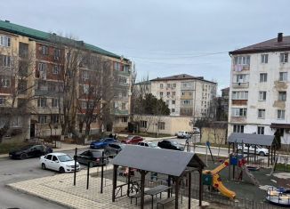 Сдается в аренду 1-комнатная квартира, 30 м2, Каспийск, улица Алфёрова, 12