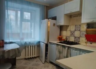 Сдам в аренду 2-ком. квартиру, 46 м2, Рыбинск, улица Кирова, 11