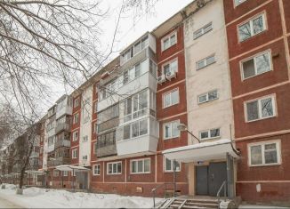 Продается 3-ком. квартира, 61.8 м2, Екатеринбург, улица Сыромолотова, 25, ЖК Молодёжный