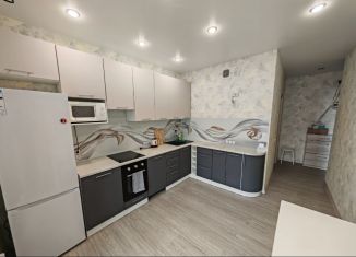 Аренда 2-комнатной квартиры, 55 м2, Новосибирск, улица Кирова, 11