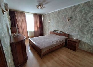 Сдам 2-ком. квартиру, 55 м2, Хабаровск, Беломорская улица, 27