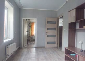 Продается 2-ком. квартира, 45 м2, Воронежская область, Садовая улица, 46