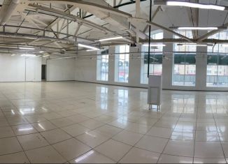 Сдам торговую площадь, 750 м2, Туймазы, улица Островского, 2