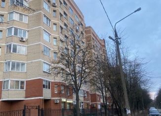 Сдам 2-ком. квартиру, 69.7 м2, Воскресенск, улица Докторова, 12А