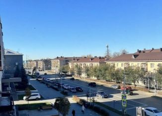 Продается трехкомнатная квартира, 76.1 м2, Татарстан, улица Ленина, 29