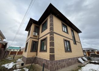 Продаю дом, 335.5 м2, Уфа, Кировский район, улица Геофизиков, 42